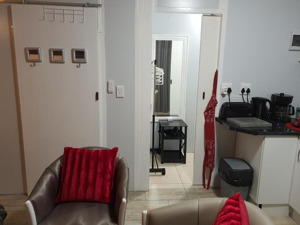 Atlantic Studio - Compact Unit With Sea Views Melkbosstrand Exterior foto